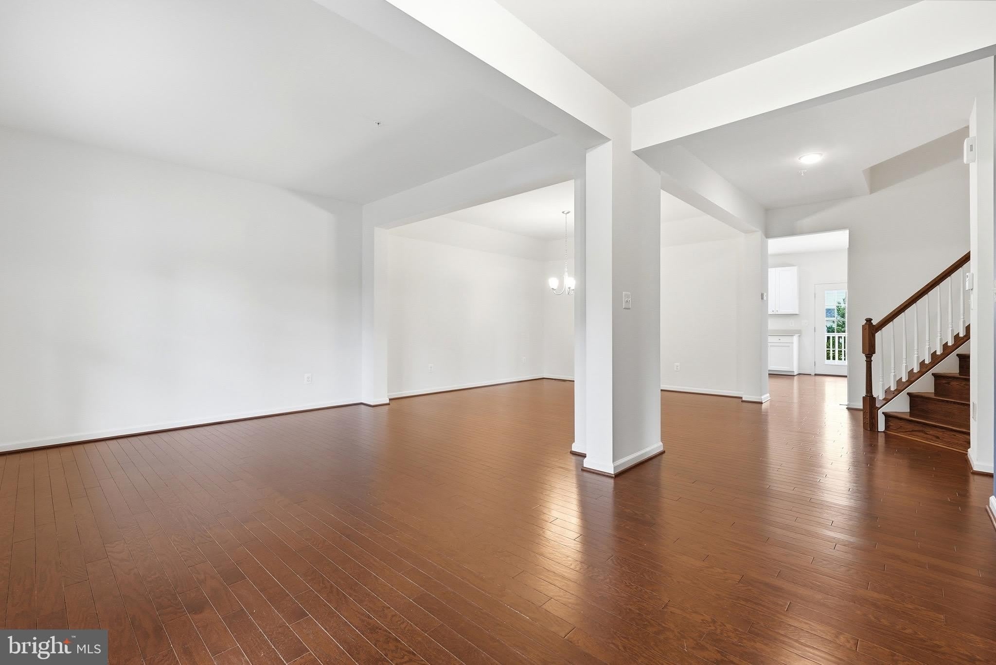 7906 SIBLEY Way – photo 4