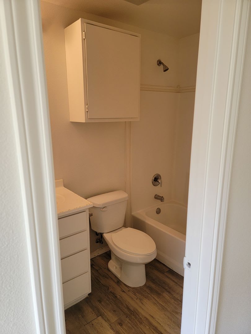 Section 8 Approved! Ready now! Move in Special! – photo 2