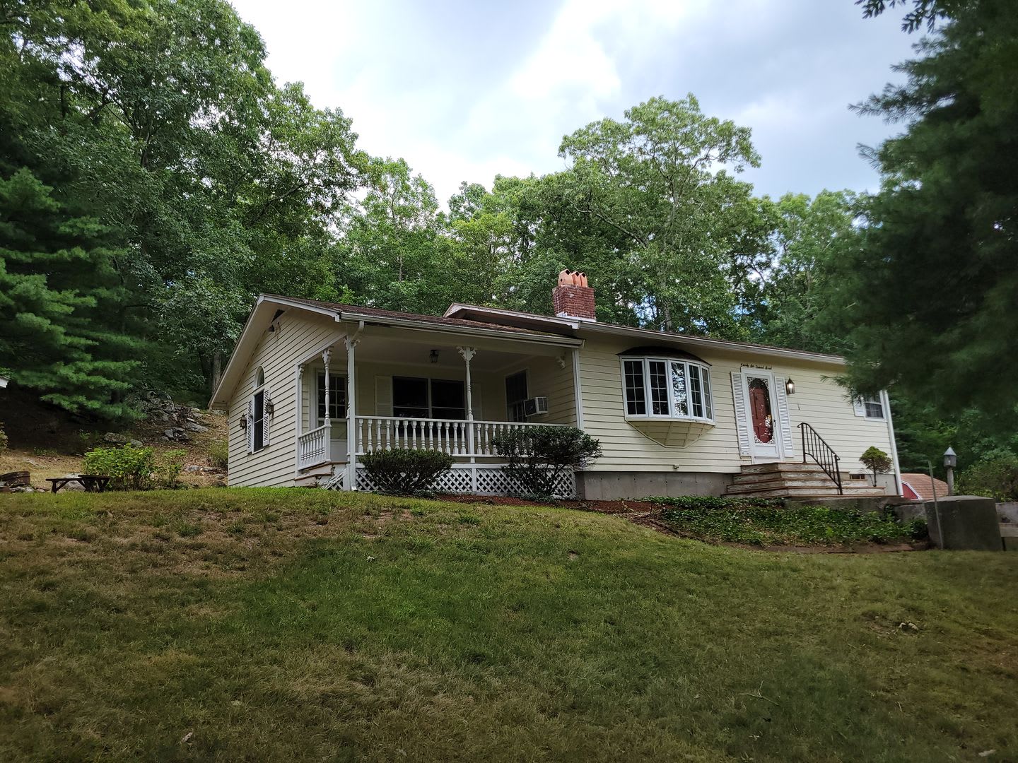 Mendon 2 Bedroom Ranch With Finished Basement – photo 1