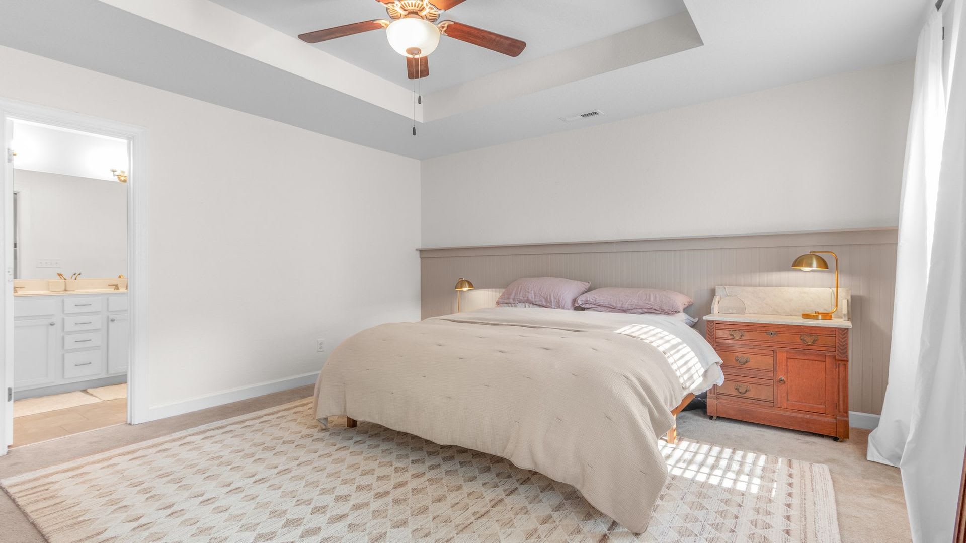 Luxury Townhome for Rent near Oceanfront – photo 2