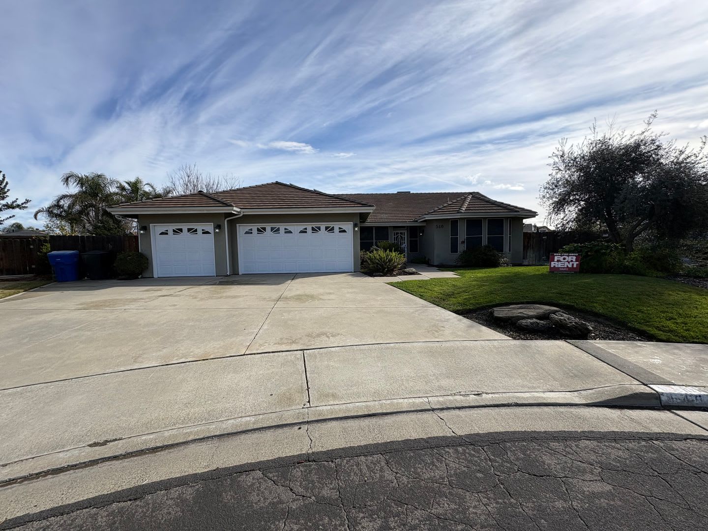 Spacious home with 3 Car Garage & Pool coming soon! – photo 2