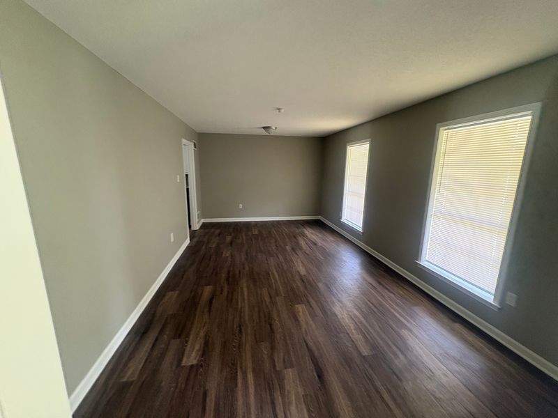 2331 Eastover Dr – photo 3