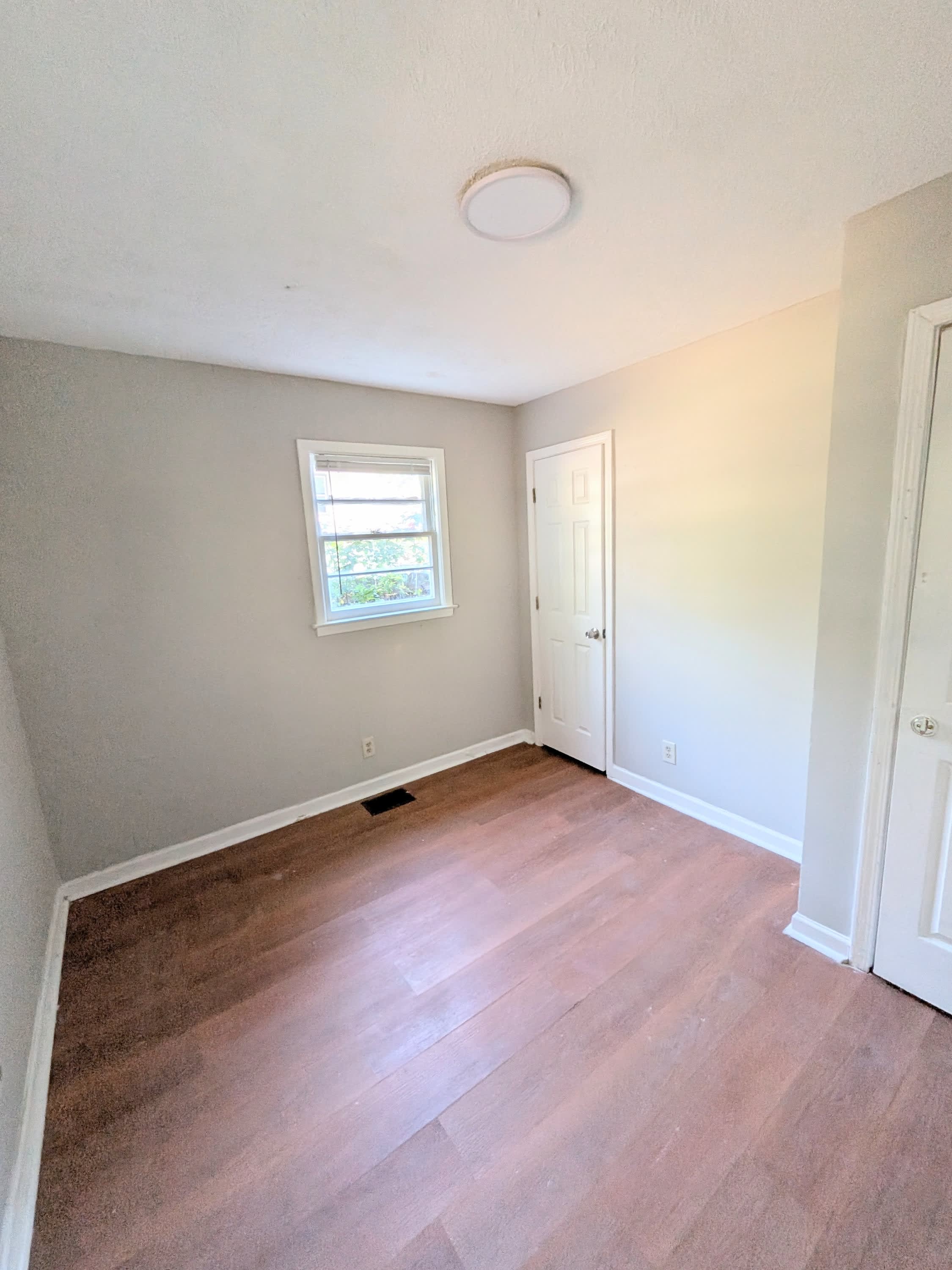 2955 1st Avenue Southwest – photo 5