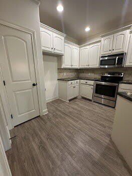 6109 73rd Street – photo 5