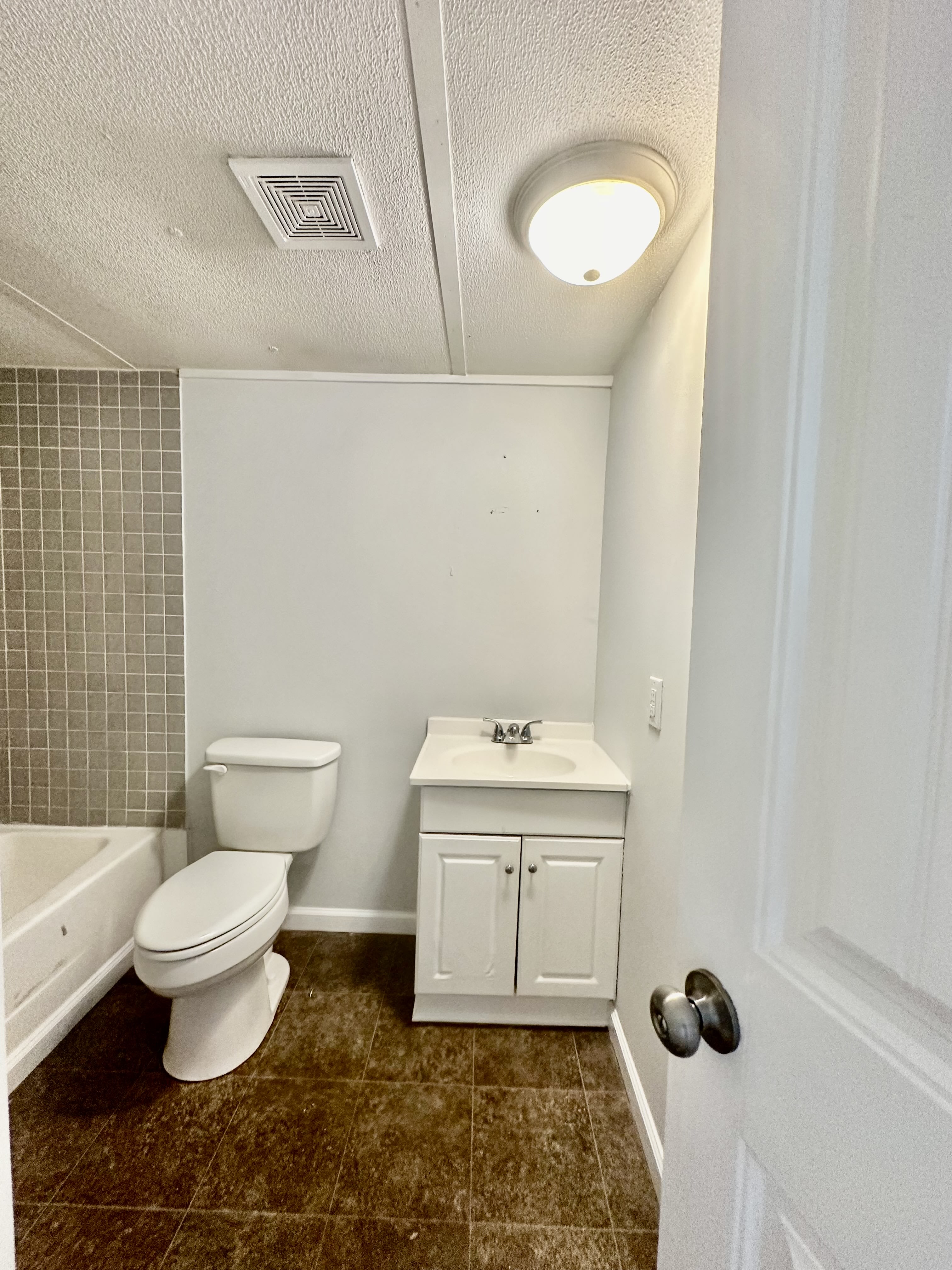 112 Riggins Bridge Rd – photo 5