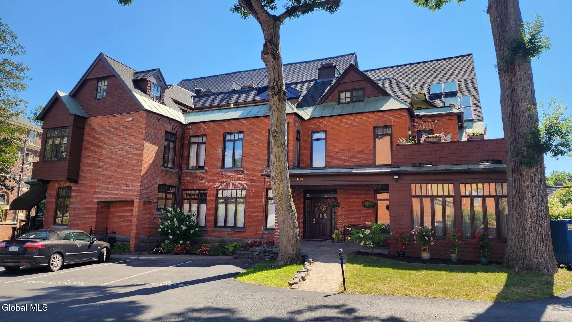 106 Spring Street – photo 2