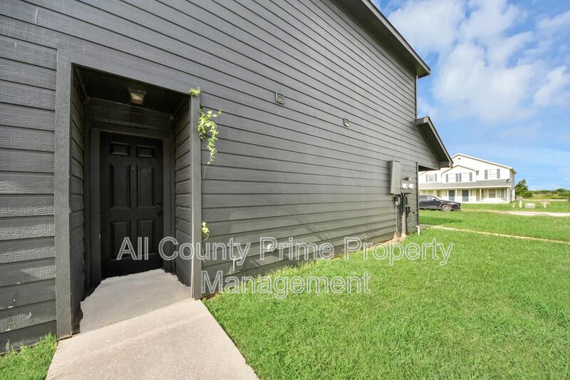 23368 High Point St – photo 4