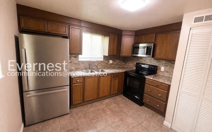 970 Concord Avenue – photo 4