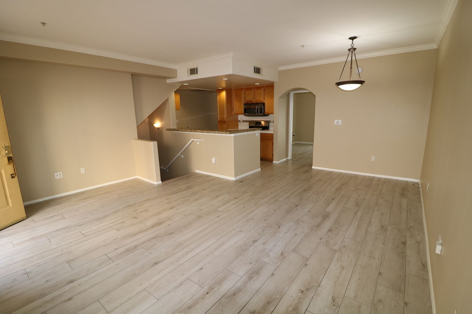 1/bedroom condo in Woodland Hills S. of Ventura Blvd.! – photo 3