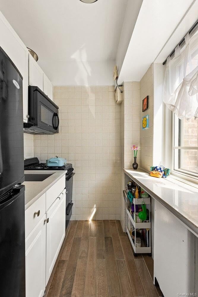 235 ADAMS Street – photo 3