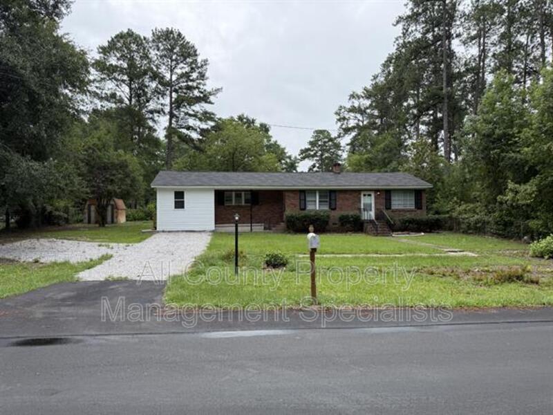 1013 Pinelane Rd – photo 1