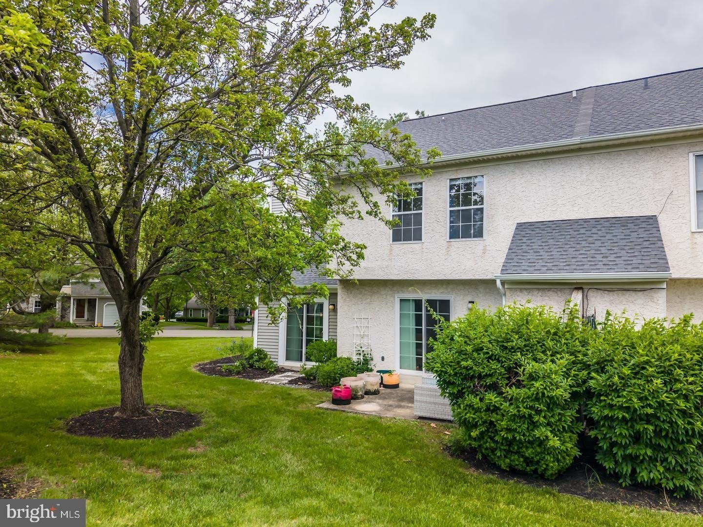 786 BRADFORD Terrace – photo 2