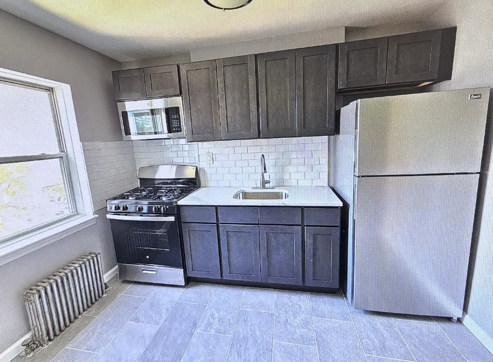 836 Jersey Ave – photo 4