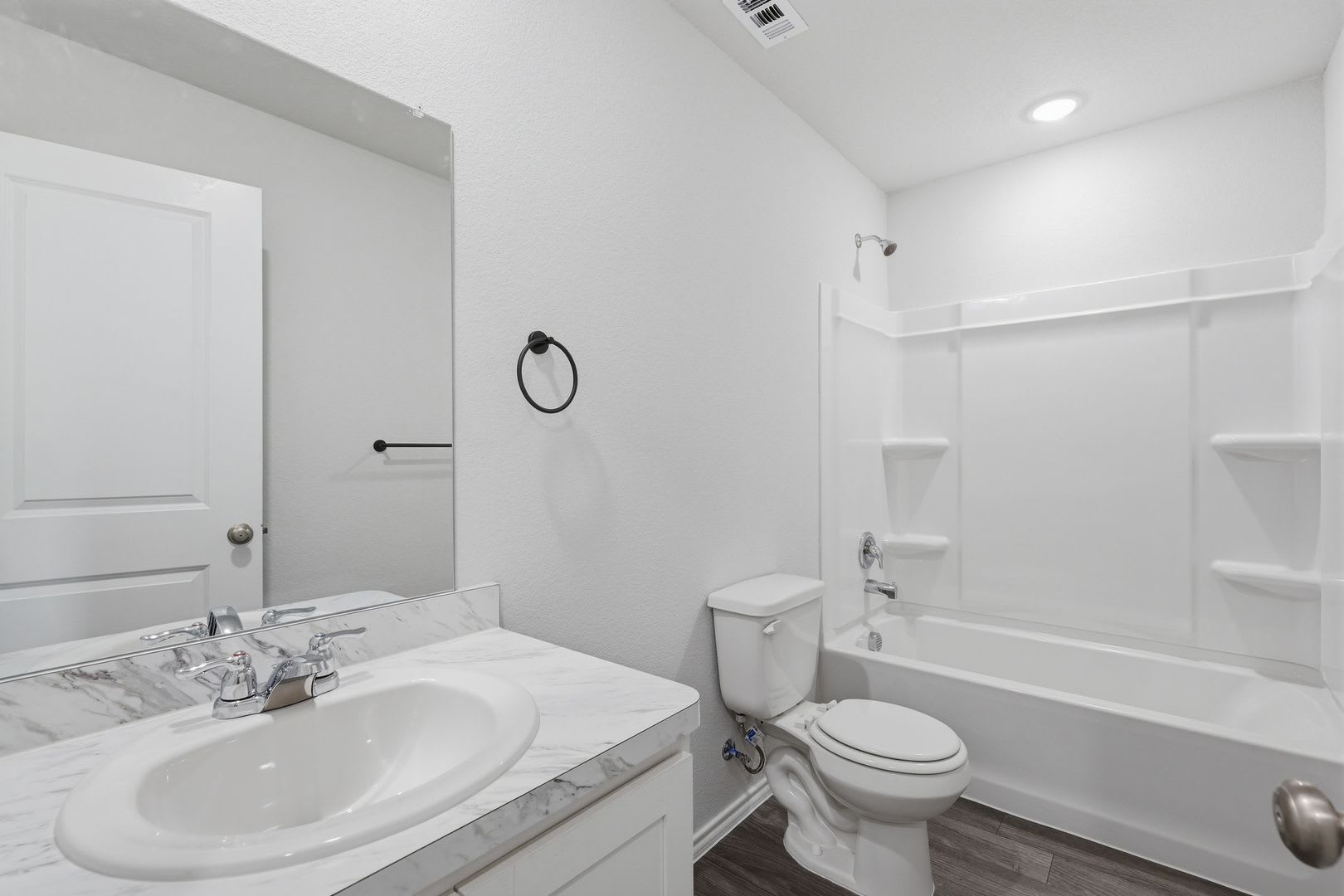 Contemporary in Cleburne! – photo 4