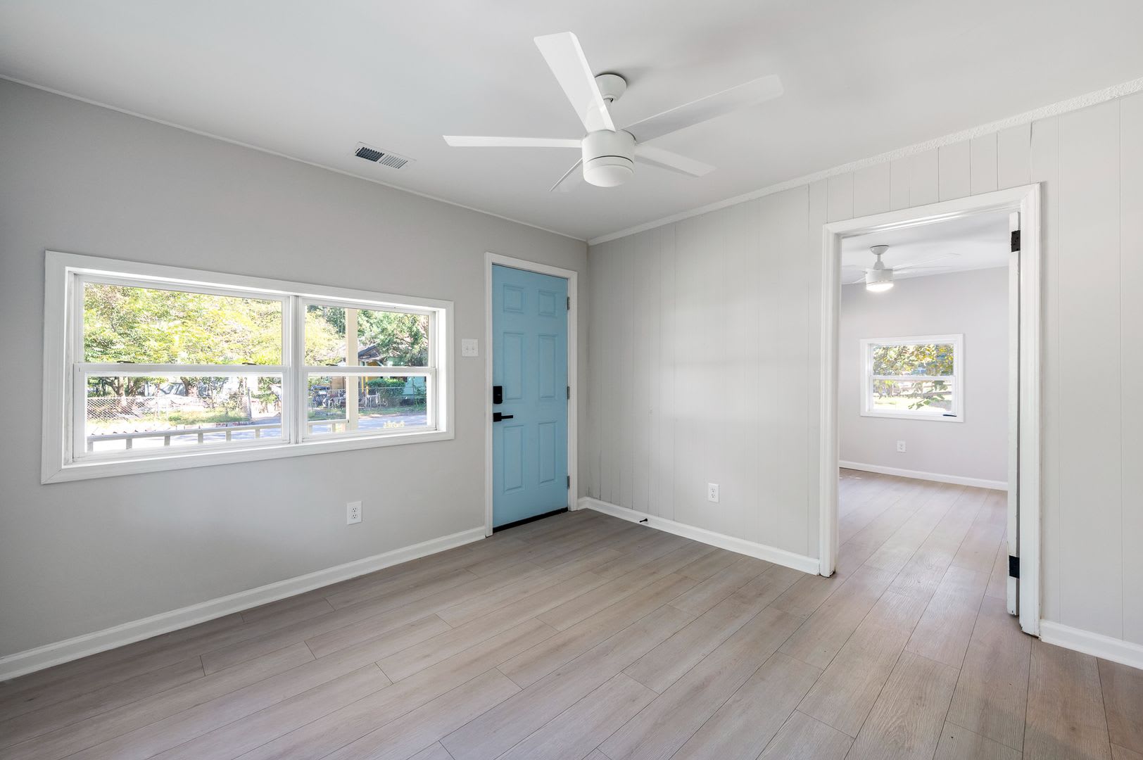 4673 Hassell Ave – photo 5