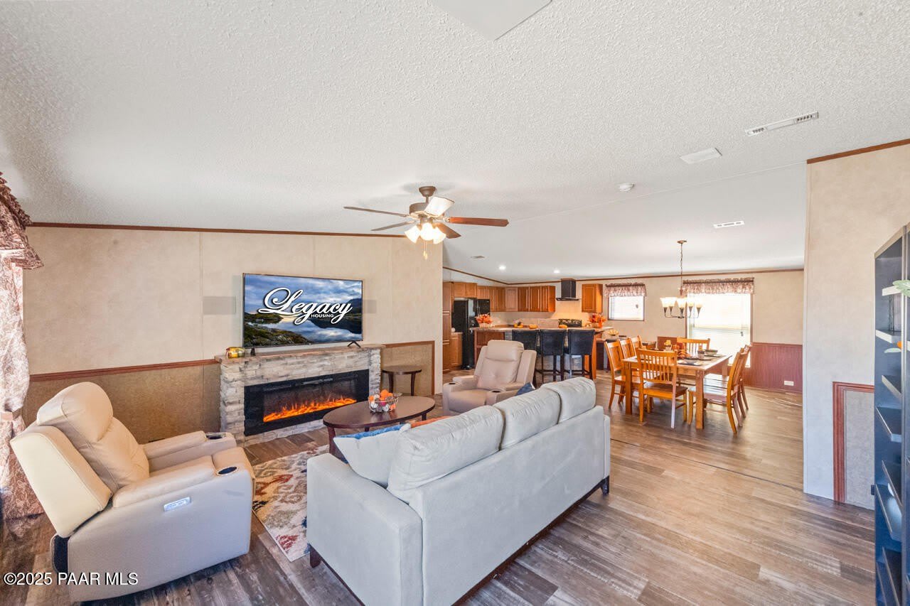 7875 Loma Lane – photo 3