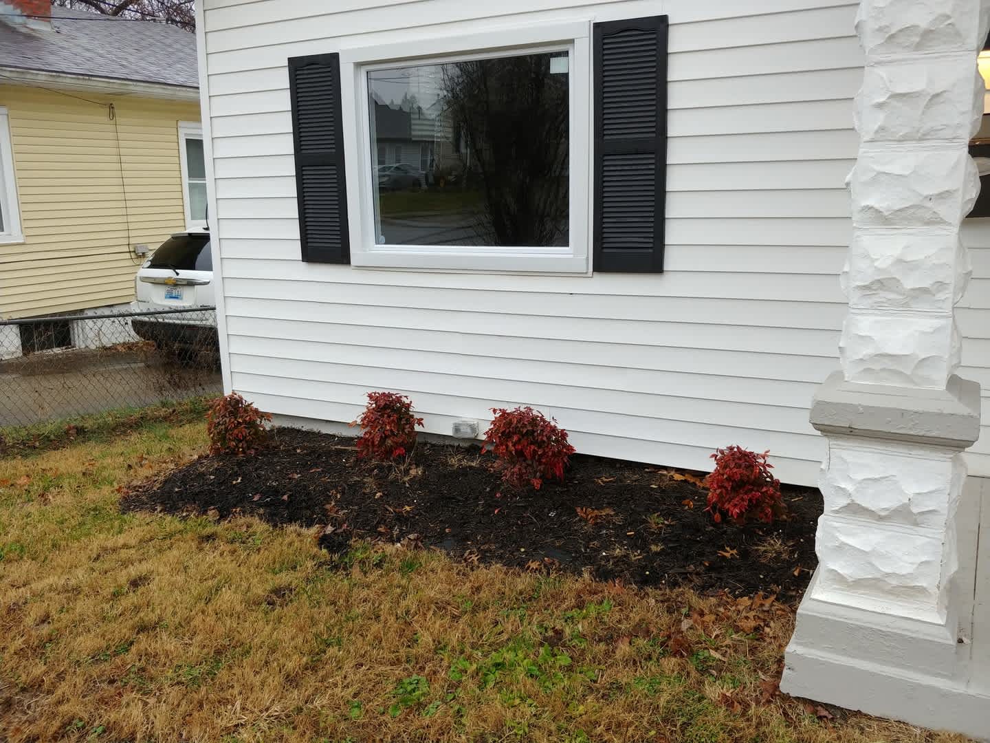 Amazing Newly Renovated Three Bedroom Home off Zorn Avenue – photo 4