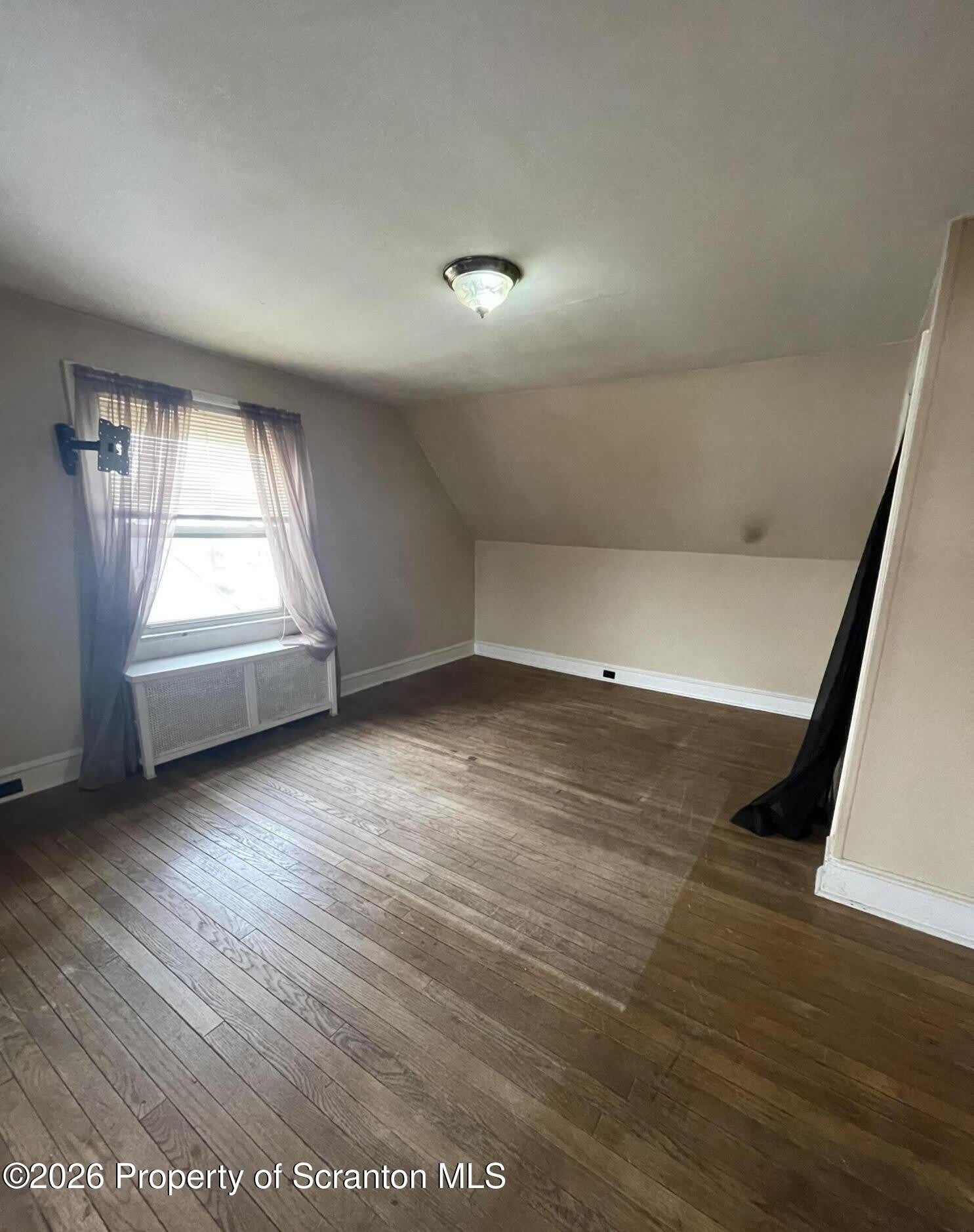 753 N Main Avenue – photo 5
