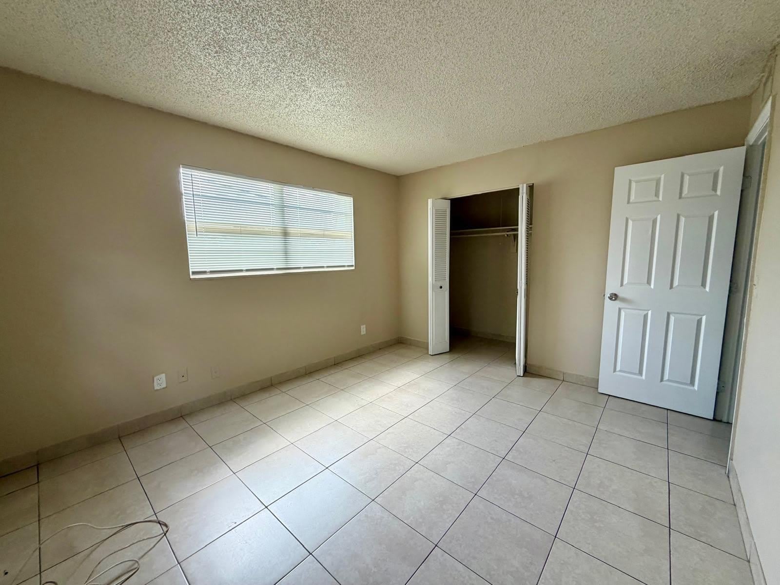 1920 NW 58th Terrace – photo 2
