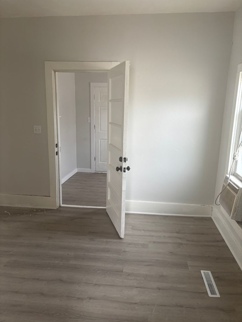 605 E 14th St – photo 5