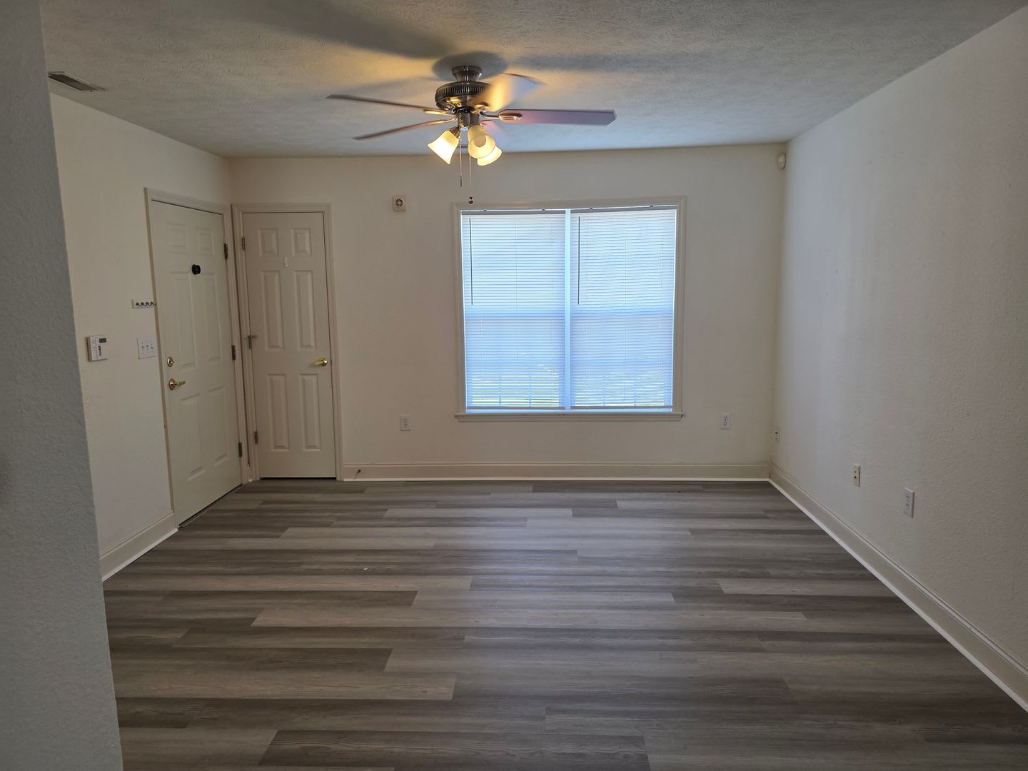 117 John Court – photo 4