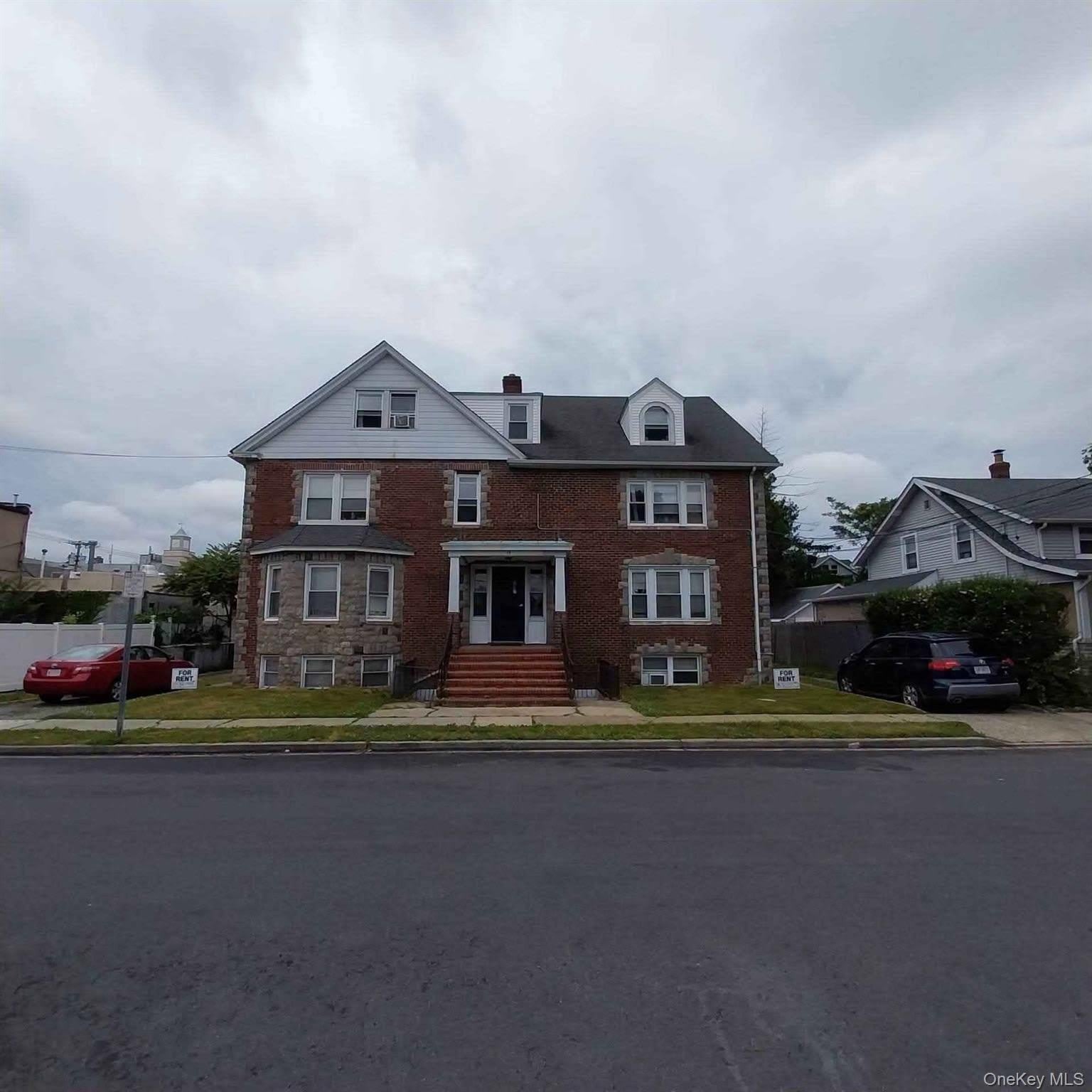 19 Madison Avenue – photo 2
