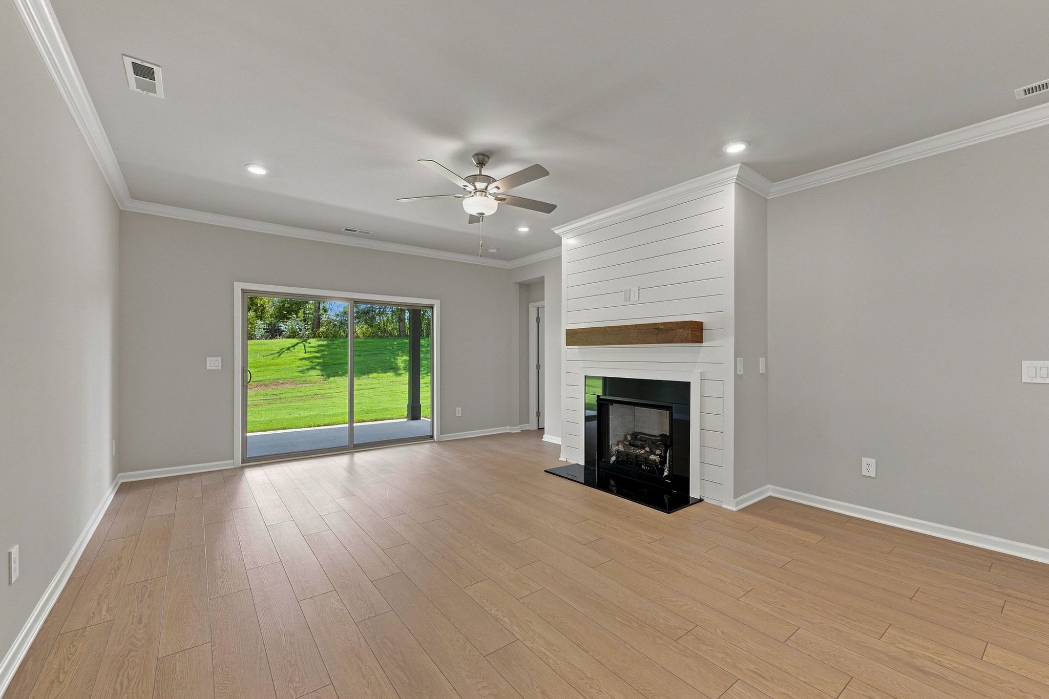 7211 Holly Creek Drive Southeast – photo 3