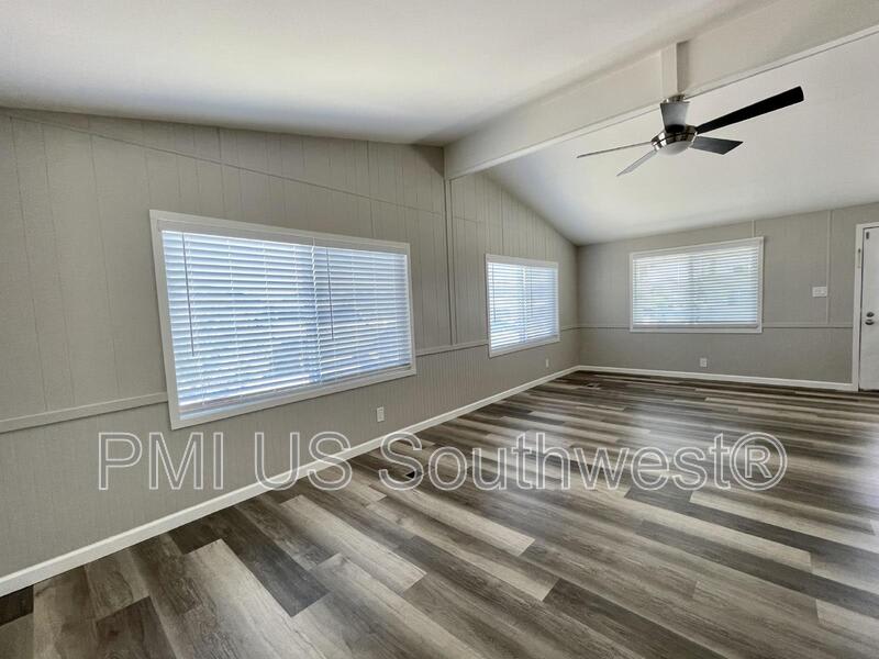 738 Swan Drive – photo 4