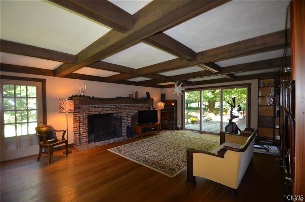 6891 Woodchuck Hill Road – photo 2
