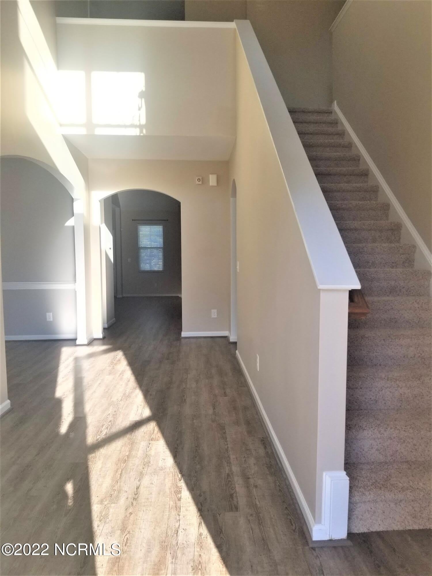 411 Cyrus Thompson Drive – photo 4