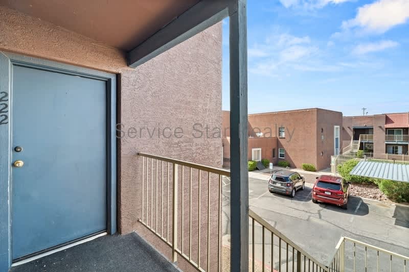 16602 N 25th St – photo 4