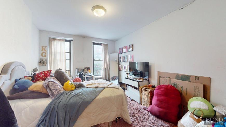 1662 First Avenue – photo 3