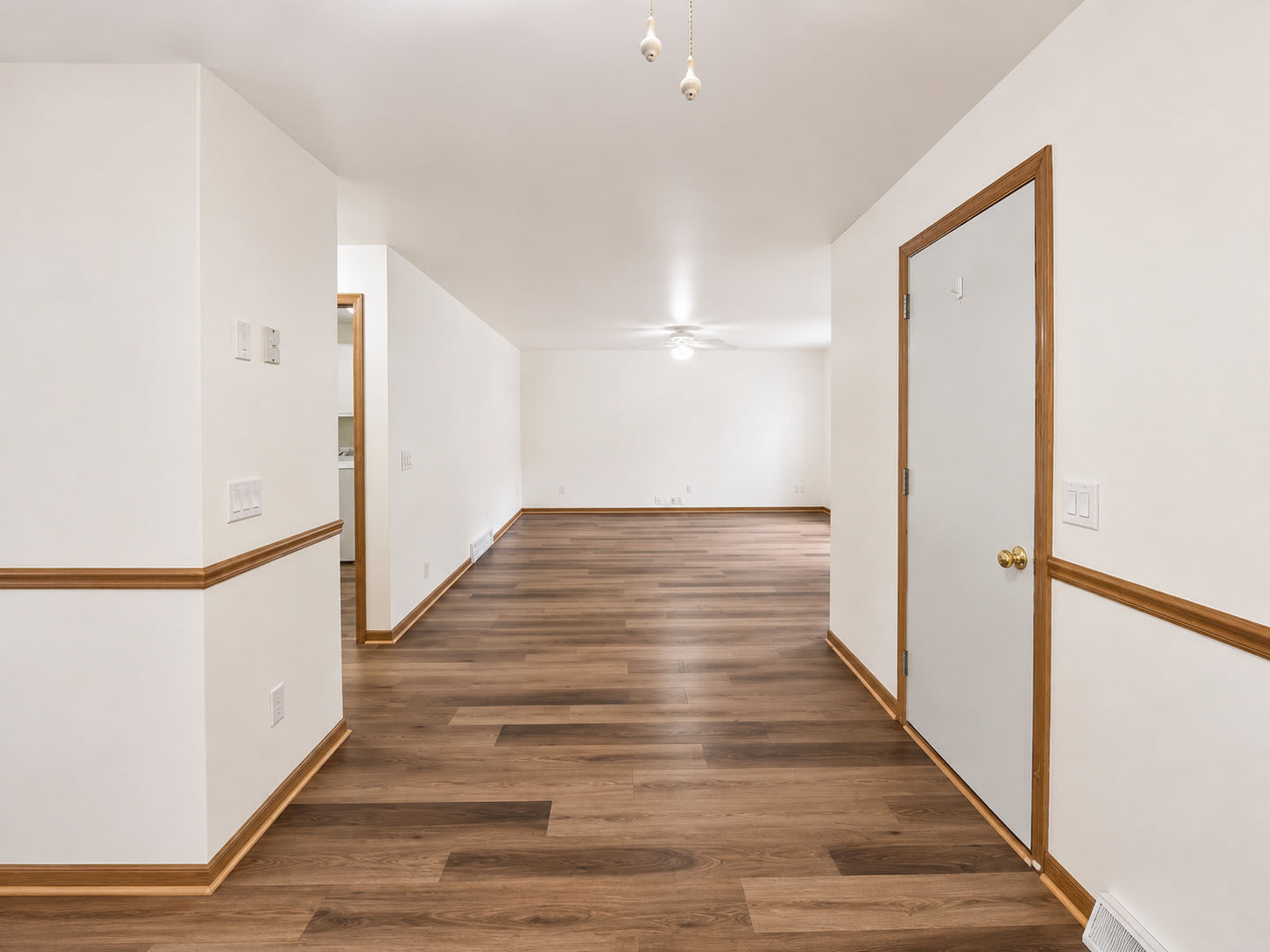 Ellis Avenue Duplex – photo 5