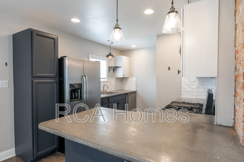 1042 Saint Paul Street – photo 5