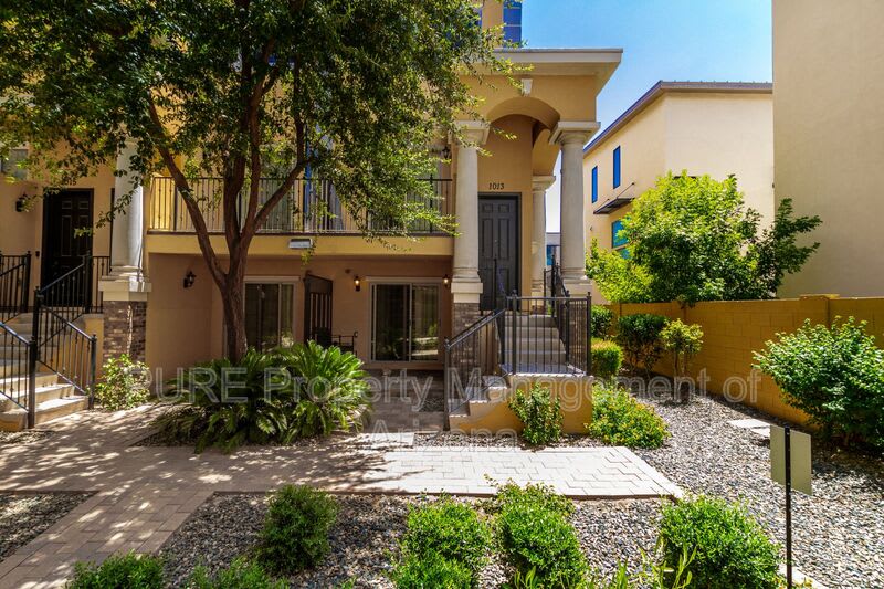 421 W 6th St – photo 2