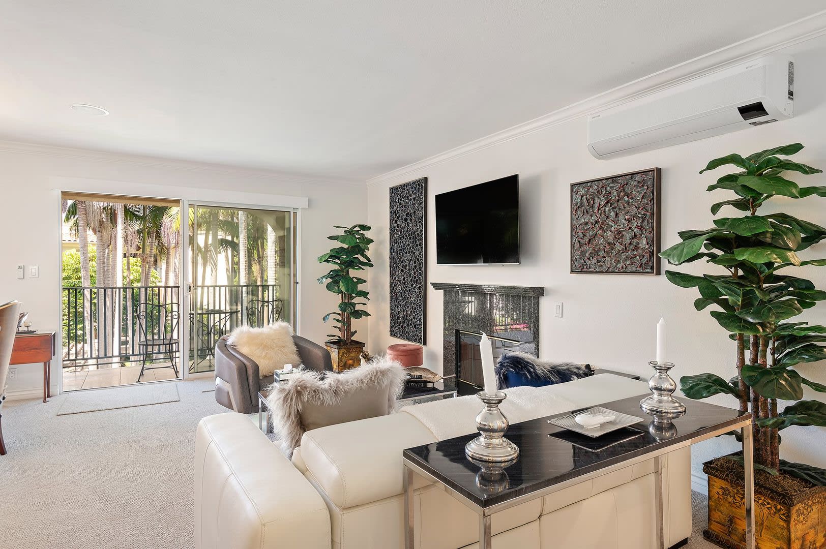RARELY offered! Top floor three bedroom 2.5 bath El Escorial condo, fully furnished at East Beach. – photo 2