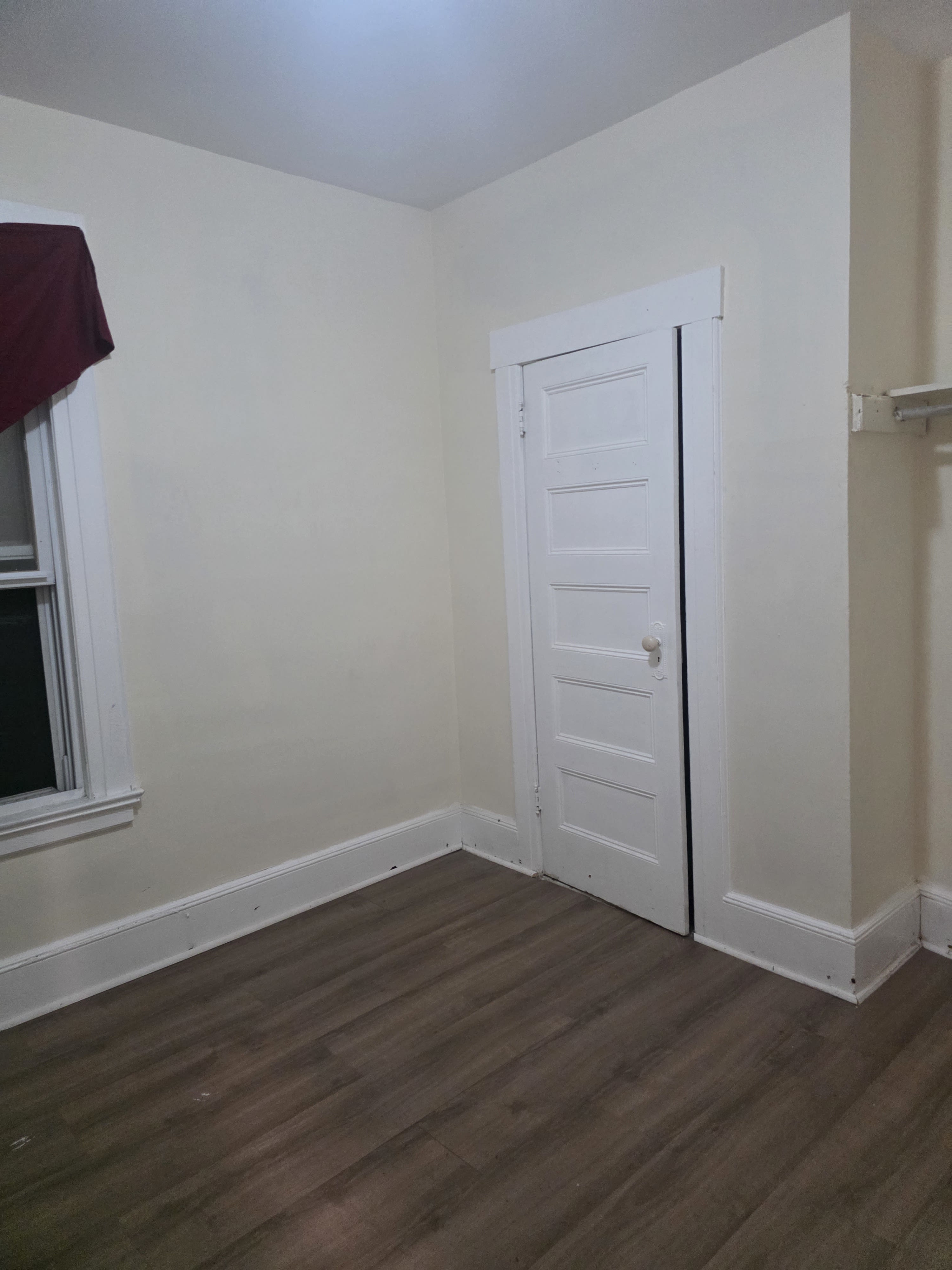 693 East 28th Street – photo 4