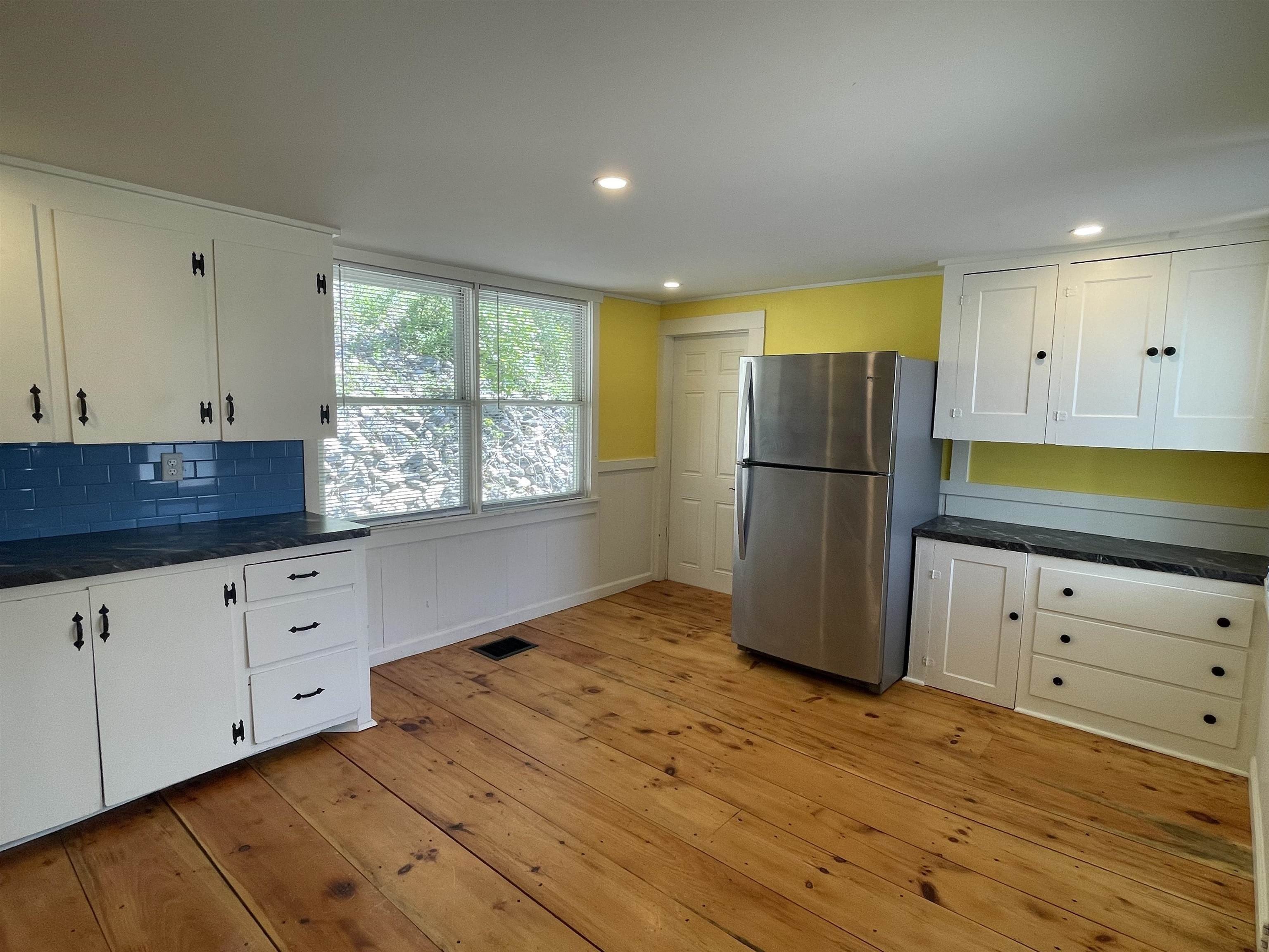 21 E Bow Street – photo 5