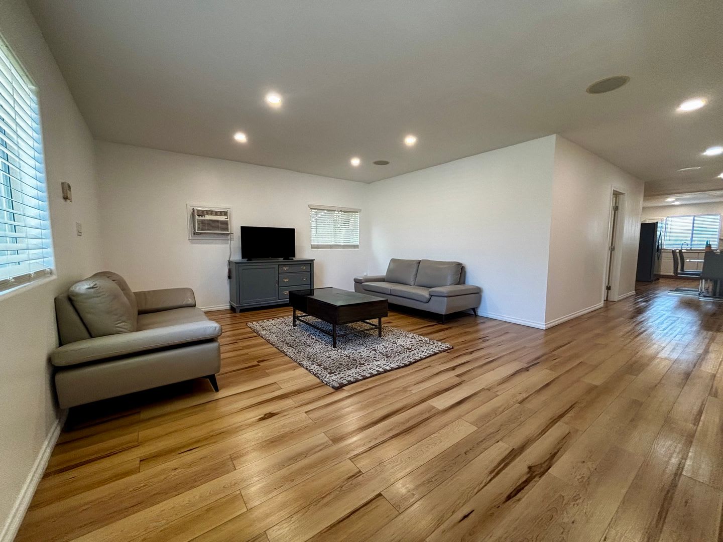 Spacious & Newly Updated 1-Bedroom ADU in Gated Woodcrest Property with Parking & Laundry – photo 5