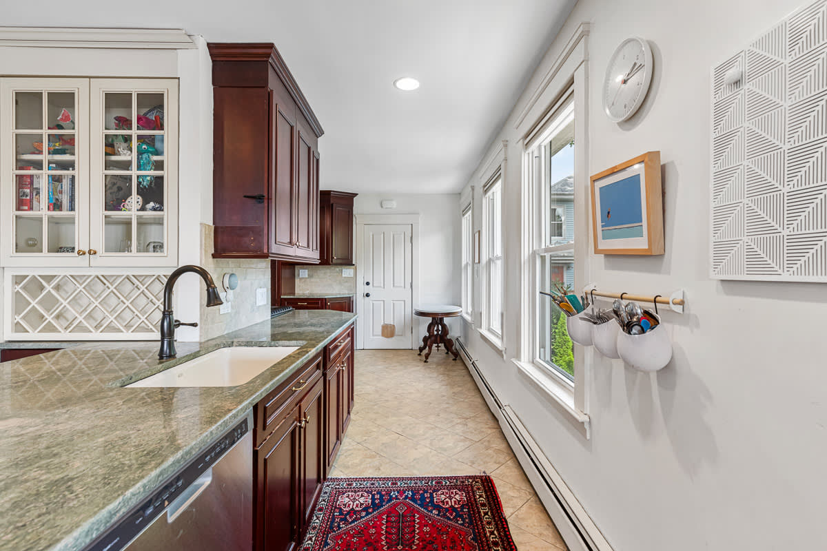 19 Auburn Street – photo 4