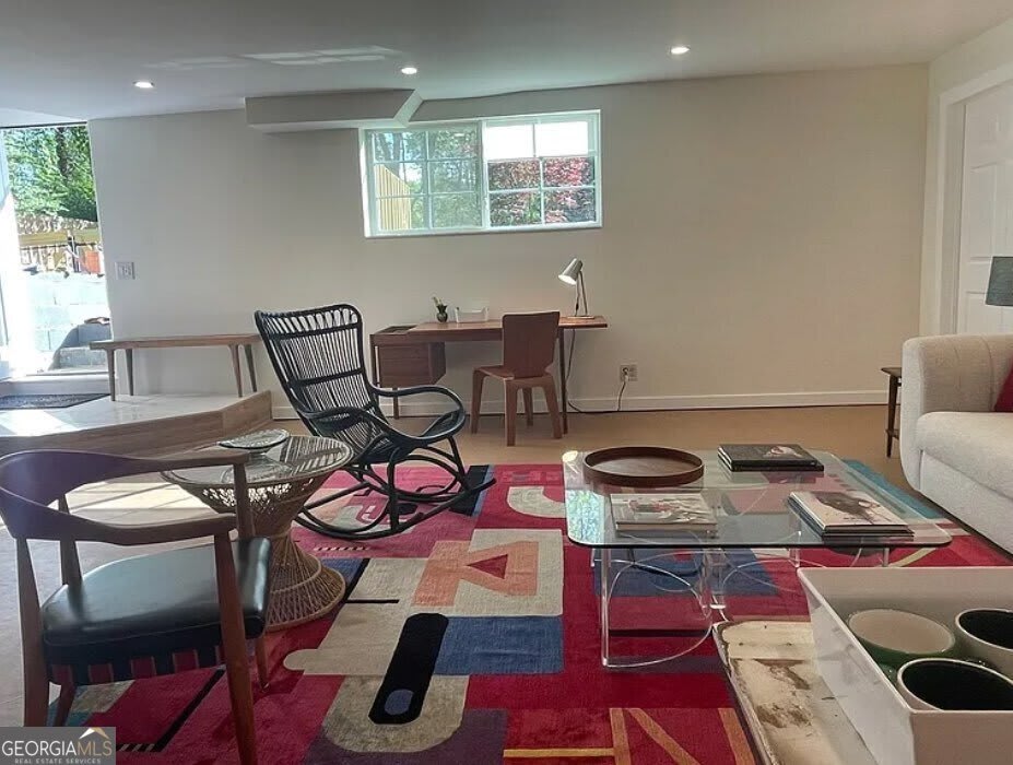 2511 Clairmont Road Ne – photo 2