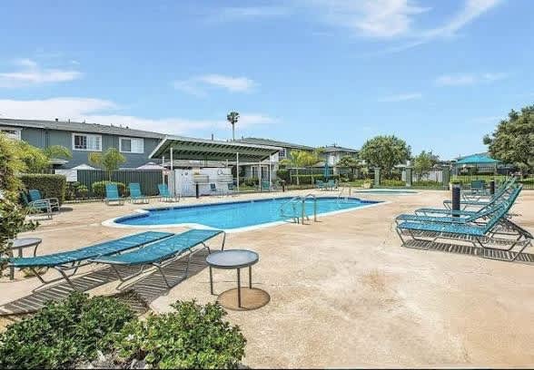 1845 Anaheim Avenue – photo 3