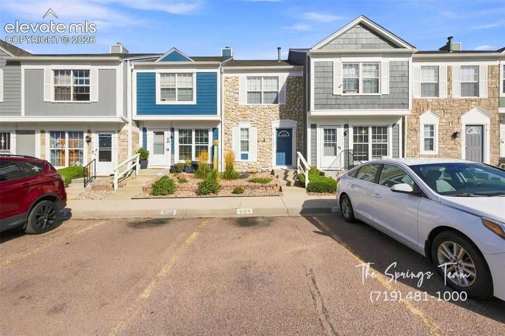4184 Charleston Drive – photo 2