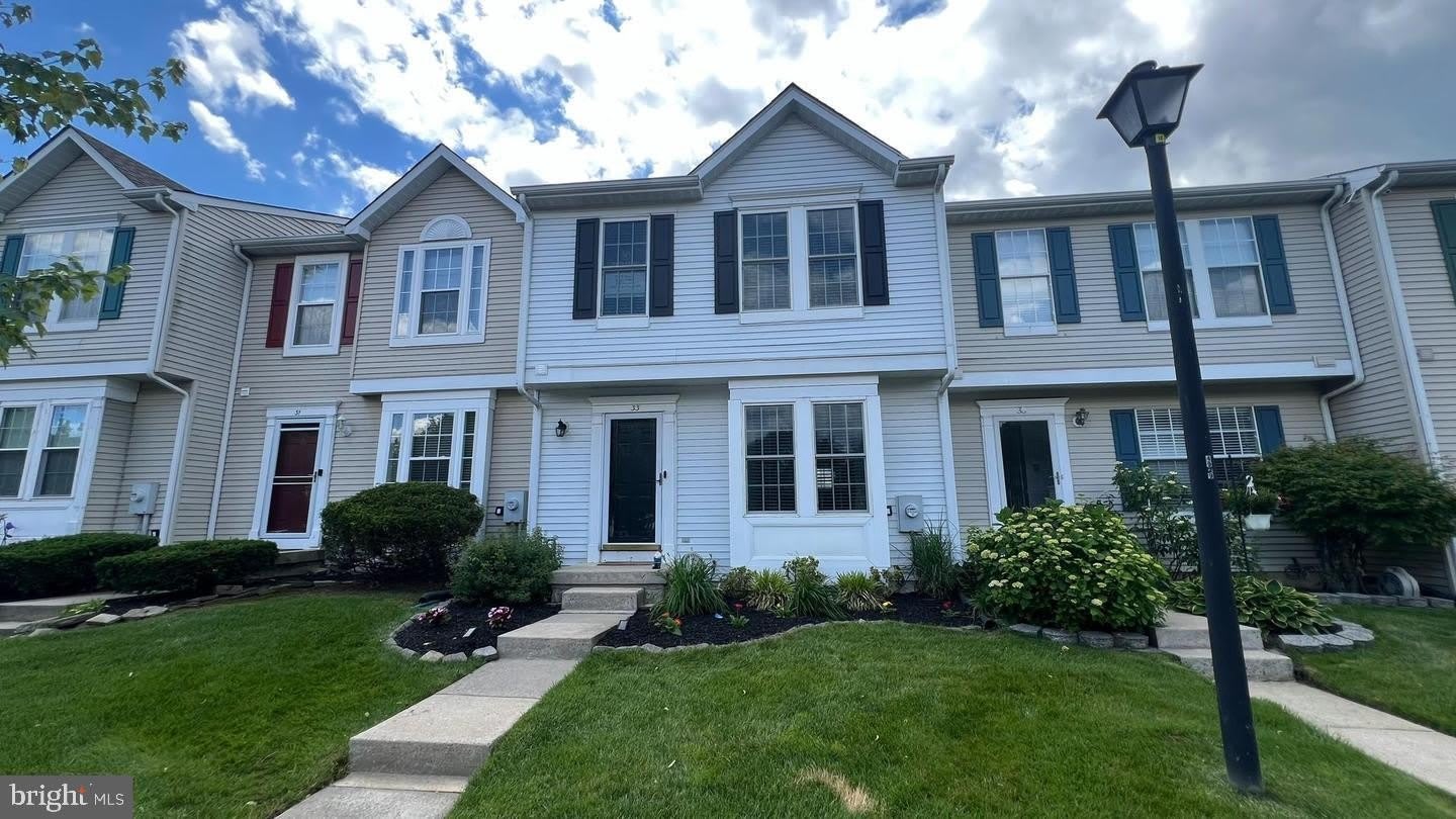 33 Pinehurst Court – photo 2