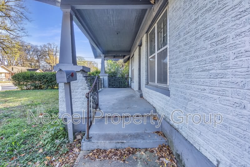 481 Marianna St. – photo 2