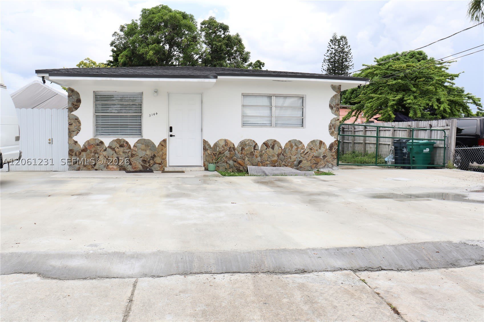 3144 Nw 29Th St – photo 1