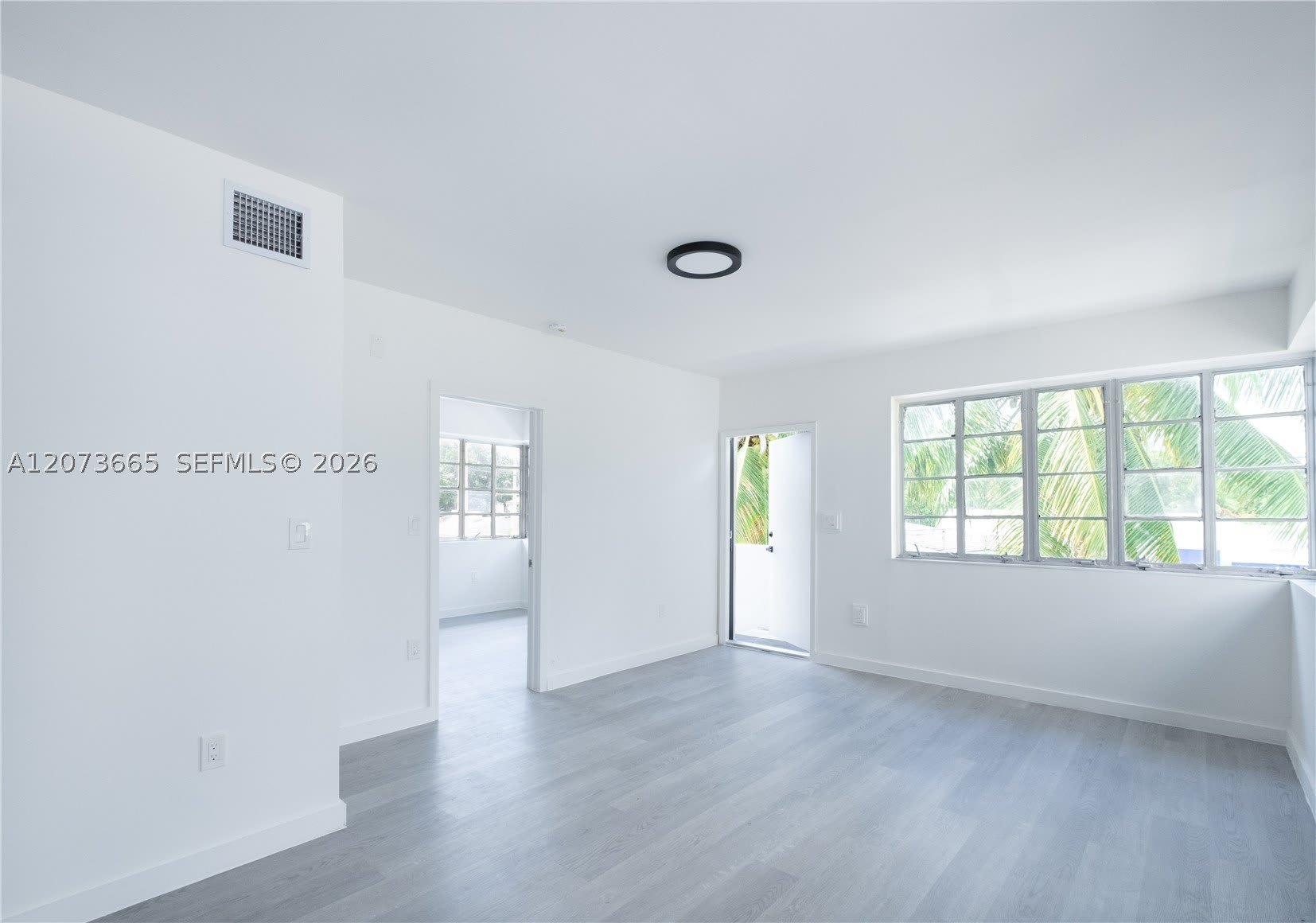423 NE 71st St – photo 5