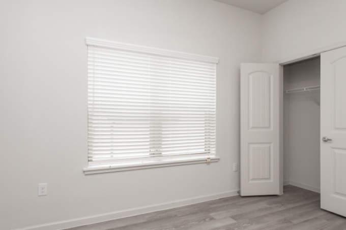 414 E Wonsley Dr, #110 – photo 1