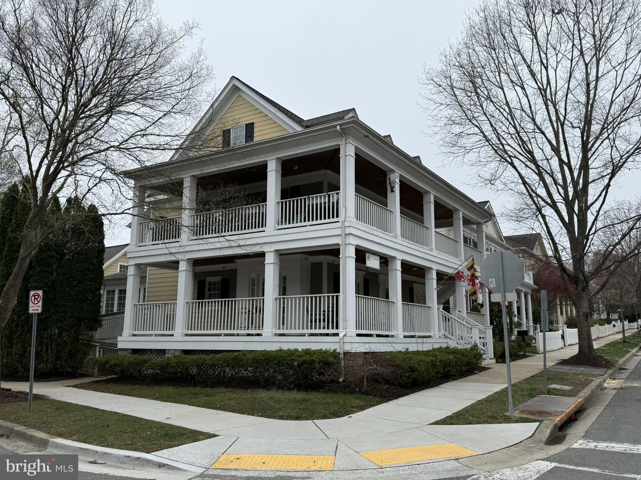 817 LINSLADE Street – photo 2