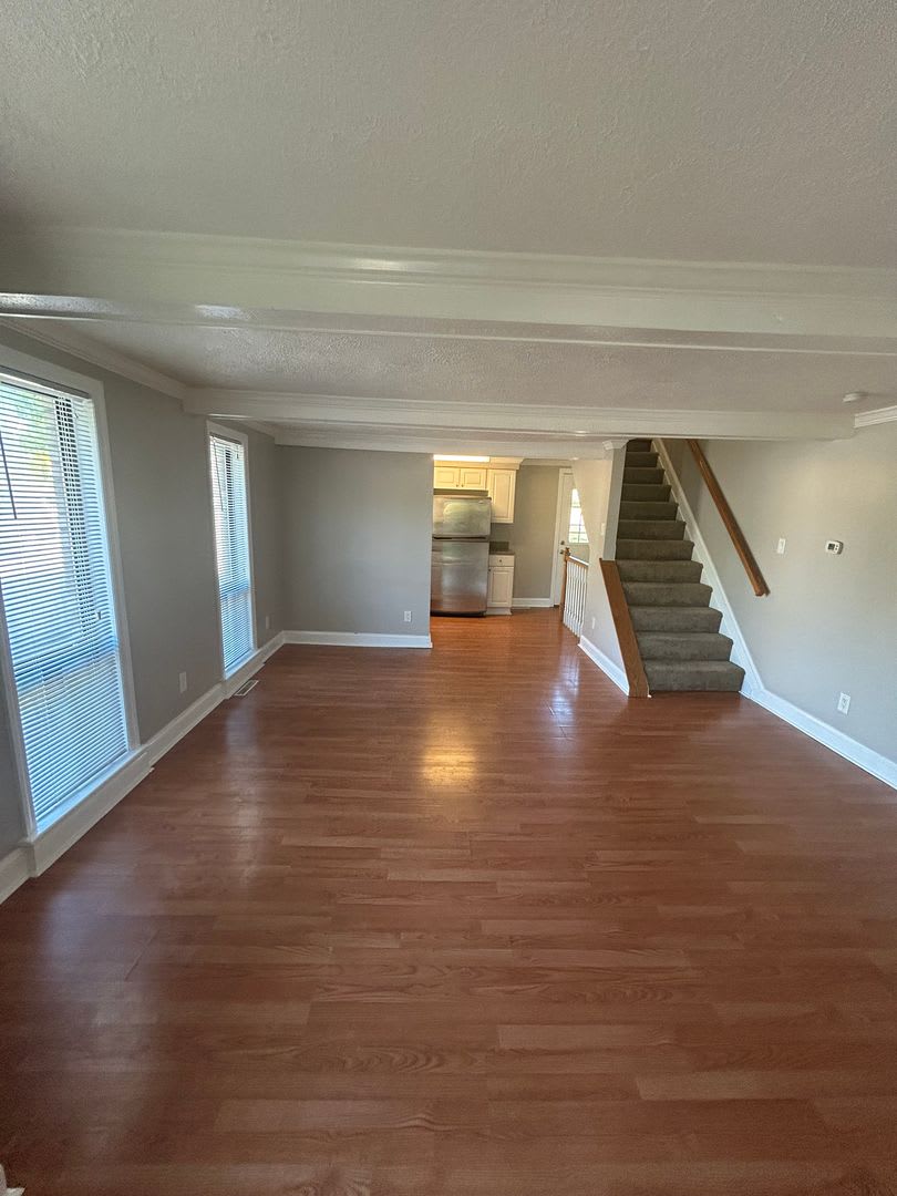 Modern 1 Bedroom Townhome in Prime Moon Township Location! – photo 3